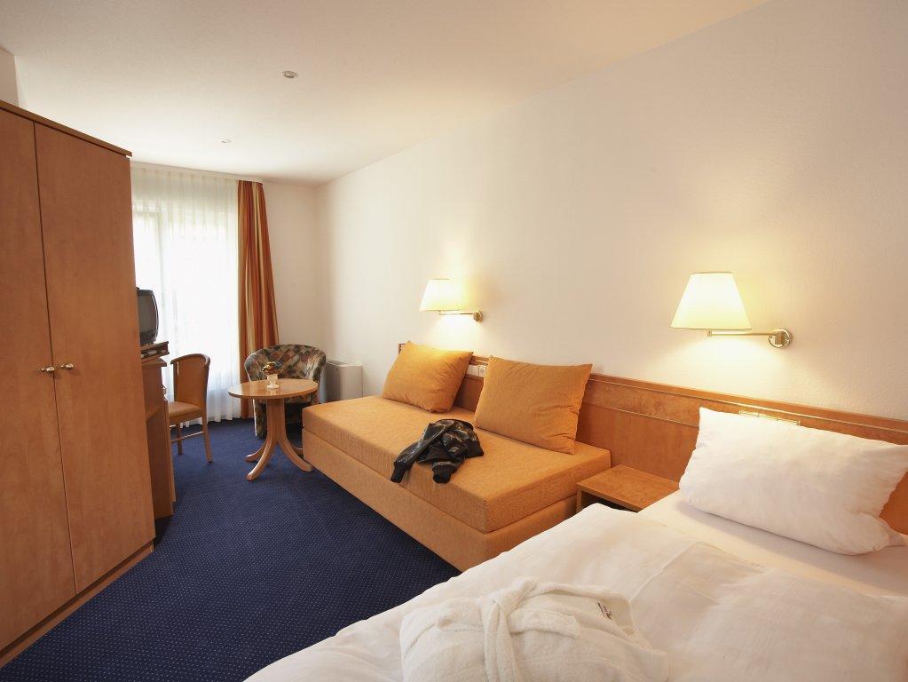 Akzent Hotel Atrium Baden Bad Krozingen Exterior photo