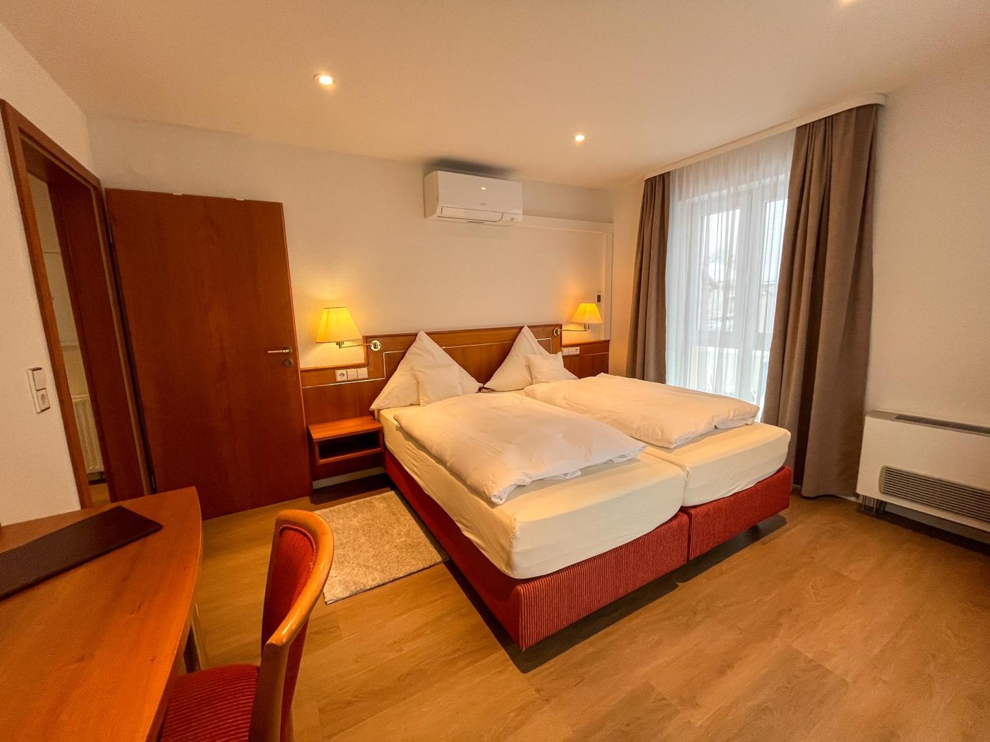 Akzent Hotel Atrium Baden Bad Krozingen Room photo